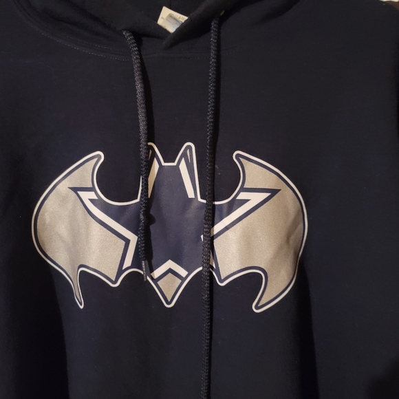 Dallas Cowboys x Batman Hoodie - Picture 2 of 7